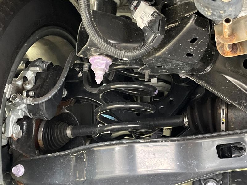 2025 Toyota Corolla Cross 6AA-ZVG16 (UW-6a6d662a5b658)[29]