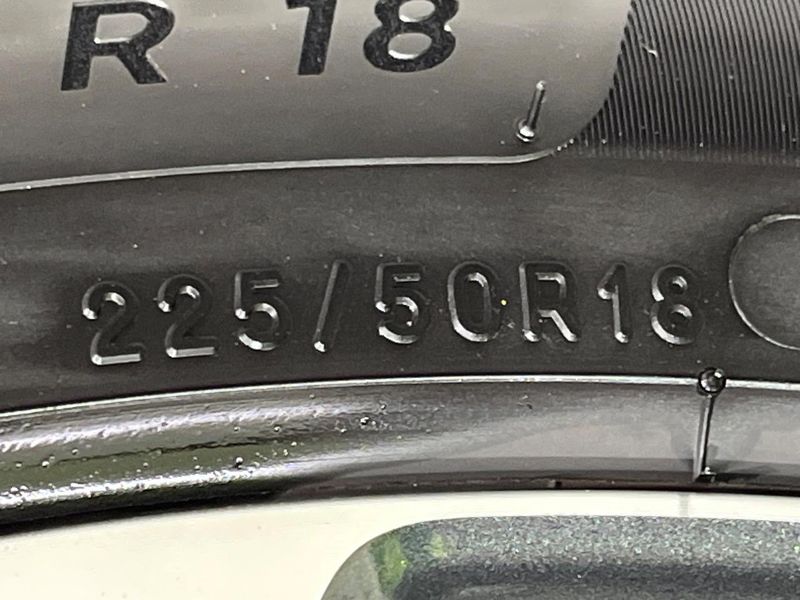 2025 Toyota Corolla Cross 6AA-ZVG16 (UW-6a6d662a5b658)[14]