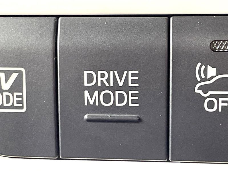 2017 Toyota Prius DAA-ZVW50 (UW-6a6d663601f3a)[22]