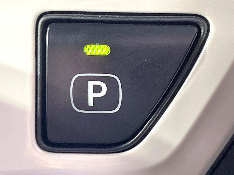 2017 Toyota Prius DAA-ZVW50 (UW-6a6d663601f3a)[20]