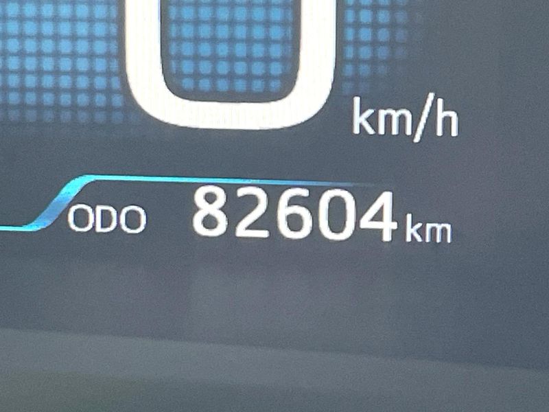 2017 Toyota Prius DAA-ZVW50 (UW-6a6d663601f3a)[2]