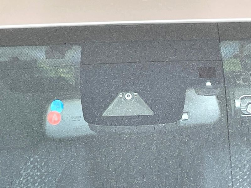 2017 Toyota Prius DAA-ZVW50 (UW-6a6d663601f3a)[4]