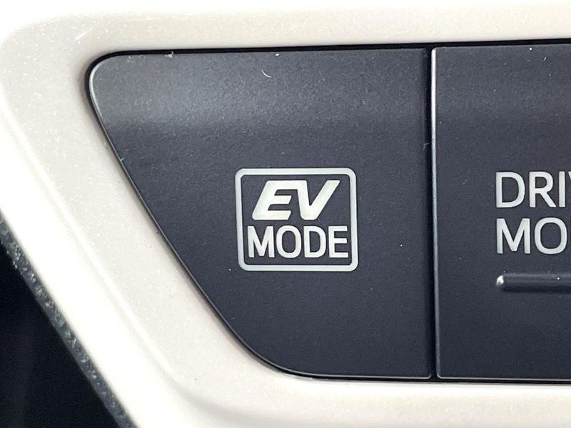 2017 Toyota Prius DAA-ZVW50 (UW-6a6d663601f3a)[23]