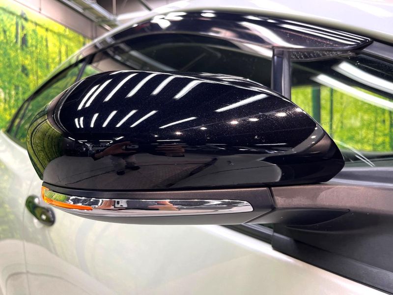 2018 Toyota Prius DAA-ZVW50 (UW-6a6d6636d283c)[14]