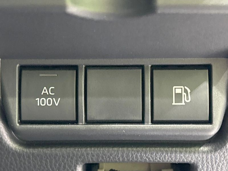 2023 Toyota Prius 6AA-ZVW60 (UW-6a6d66421029b)[18]