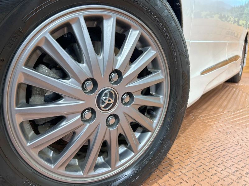 2016 Toyota Esquire DAA-ZWR80G (UW-6a6d664d1df89)[5]
