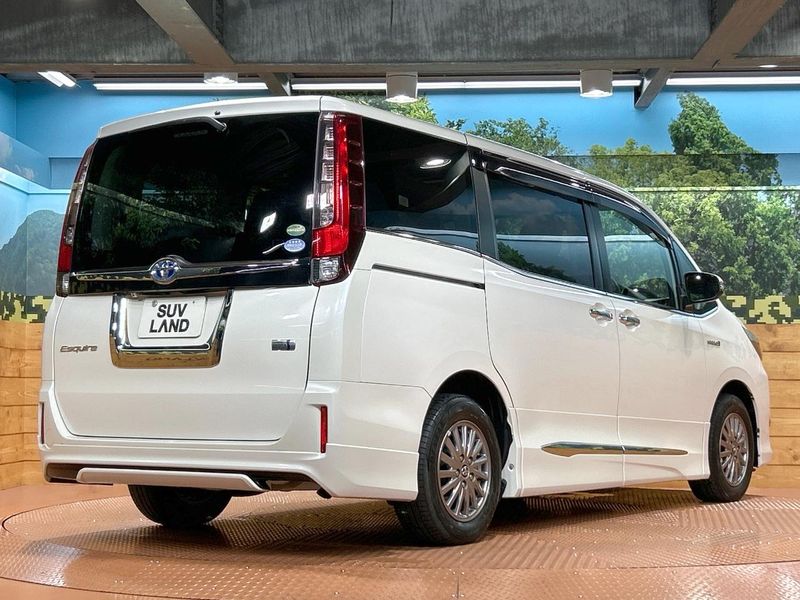 2016 Toyota Esquire DAA-ZWR80G (UW-6a6d664d1df89)[14]