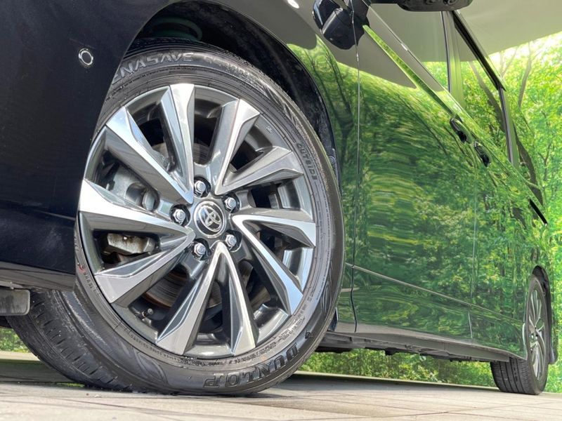 2023 Toyota Voxy 6AA-ZWR90W (UW-6a6d6657816ef)[13]