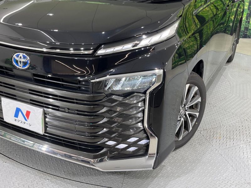 2025 Toyota Voxy 6AA-ZWR90W (UW-6a6d665d584a8)[9]