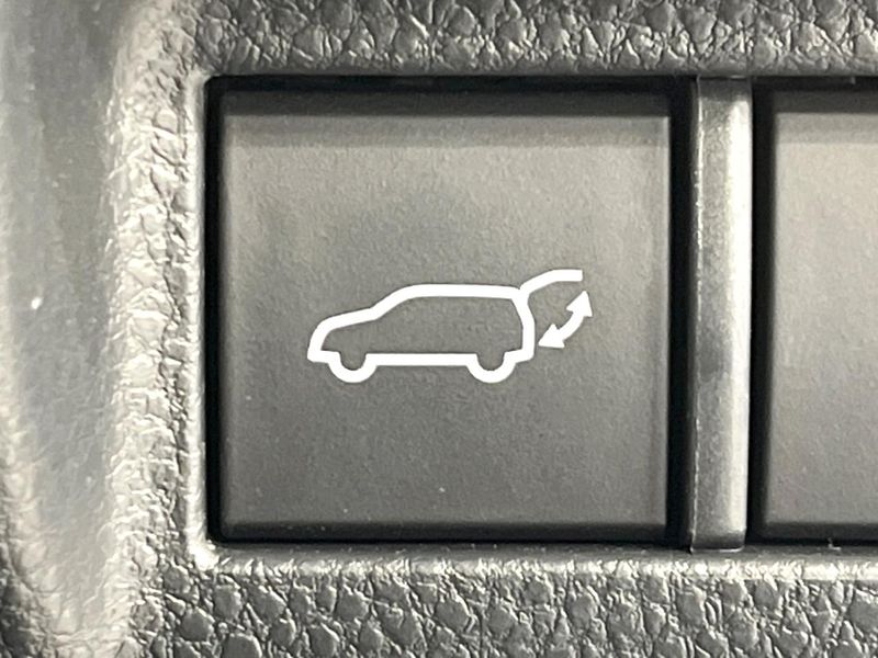 2024 Toyota Harrier Hybrid 6AA-AXUH80 (UW-6a6eb3e284b19)[24]