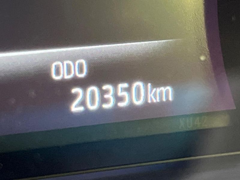 2022 Toyota Harrier Hybrid 6AA-AXUH85 (UW-6a6eb3e569a30)[2]