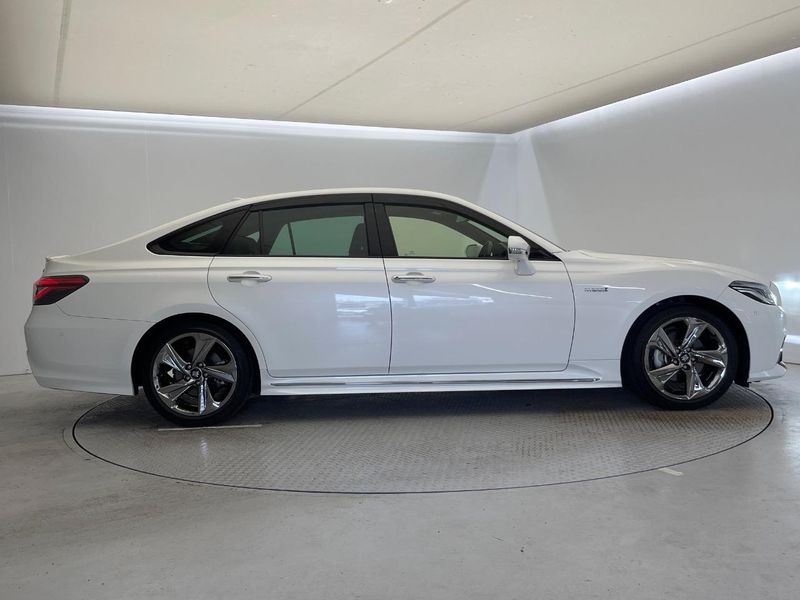 2018 Toyota Crown Hybrid 6AA-AZSH20 (UW-6a6eb3efc7807)[16]