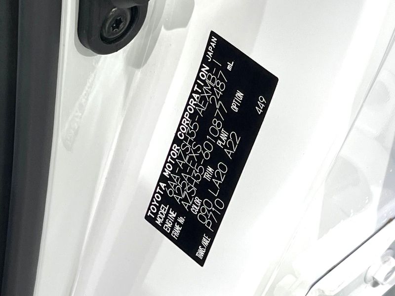 2023 Toyota Crown Crossover 6AA-AZSH35 (UW-6a6eb3f45fabf)[1]