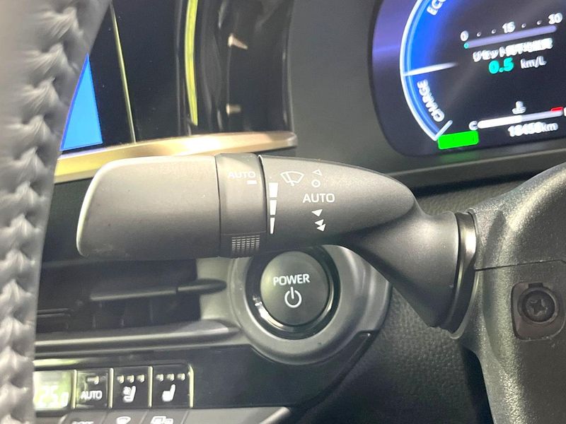 2023 Toyota Crown Crossover 6AA-AZSH35 (UW-6a6eb3f45fabf)[24]