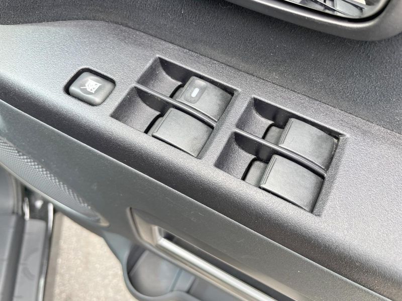 2007 Mitsubishi Delica D:5 DBA-CV5W (UW-6a6eb43e62bbc)[15]
