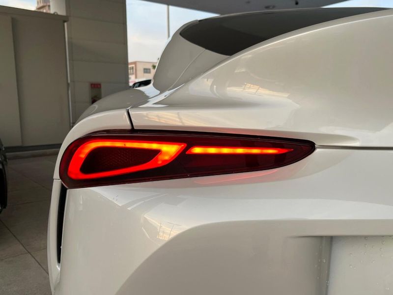 2020 Toyota Supra 3BA-DB42 (UW-6a6eb444a2654)[4]