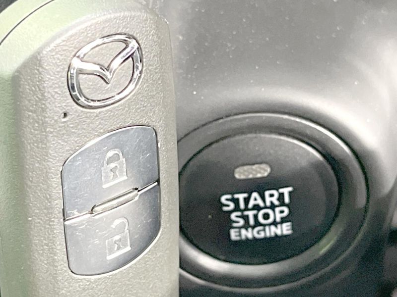 2020 Mazda Mazda2 6BA-DJLFS (UW-6a6eb44a2e05b)[5]