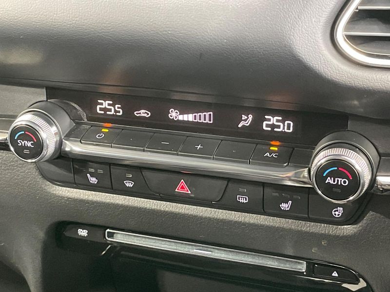 2022 Mazda CX-30 5AA-DMEJ3P (UW-6a6eb44ec46c3)[22]