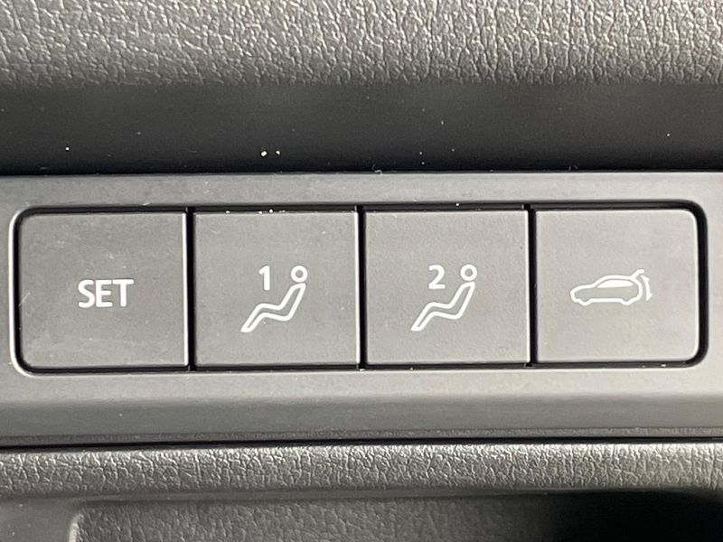 2022 Mazda CX-30 5AA-DMEJ3P (UW-6a6eb44ec46c3)[12]
