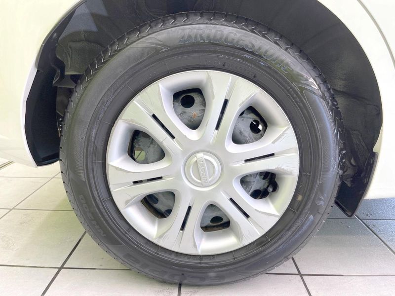 2017 Nissan Note DBA-E12 (UW-6a6eb45917961)[16]