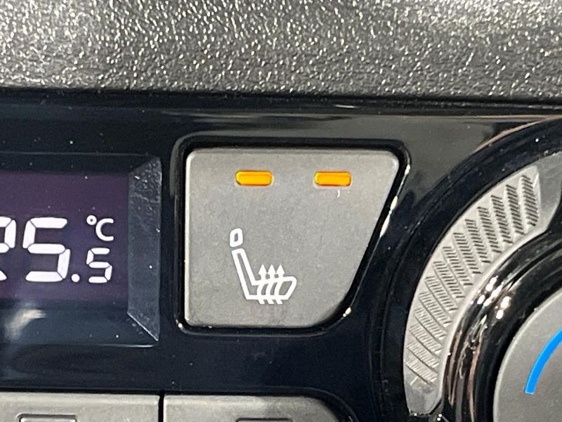 2022 Nissan Aura 6AA-FE13 (UW-6a6eb46505f26)[20]