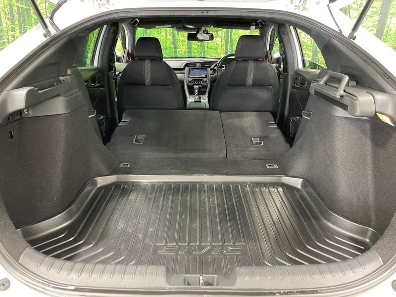 2018 Honda Civic DBA-FK7 (UW-6a6eb46b14259)[29]