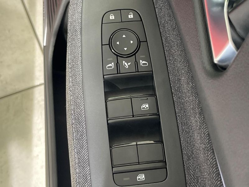 2022 Nissan Aura 6AA-FSNE13 (UW-6a6eb47023b4c)[27]