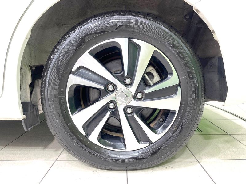 2017 Honda Freed Plus Hybrid DAA-GB7 (UW-6a6eb47583afc)[5]