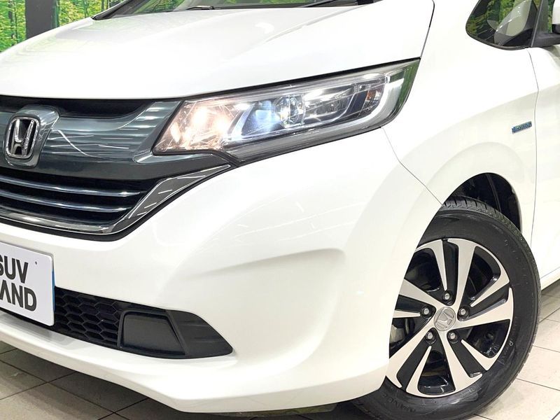 2017 Honda Freed Plus Hybrid DAA-GB7 (UW-6a6eb47583afc)[8]