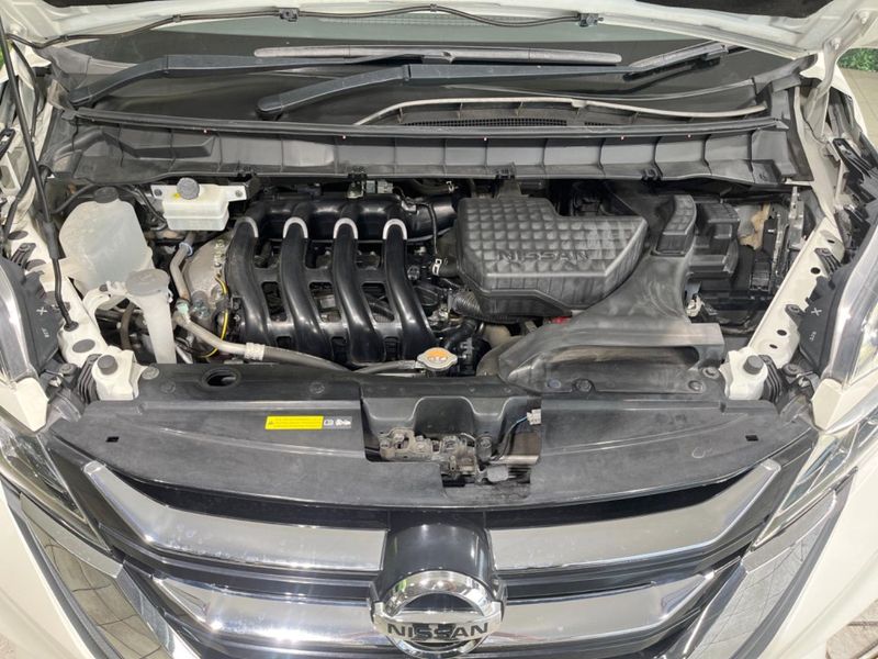 2017 Nissan Serena DAA-GFC27 (UW-6a6eb48630141)[11]