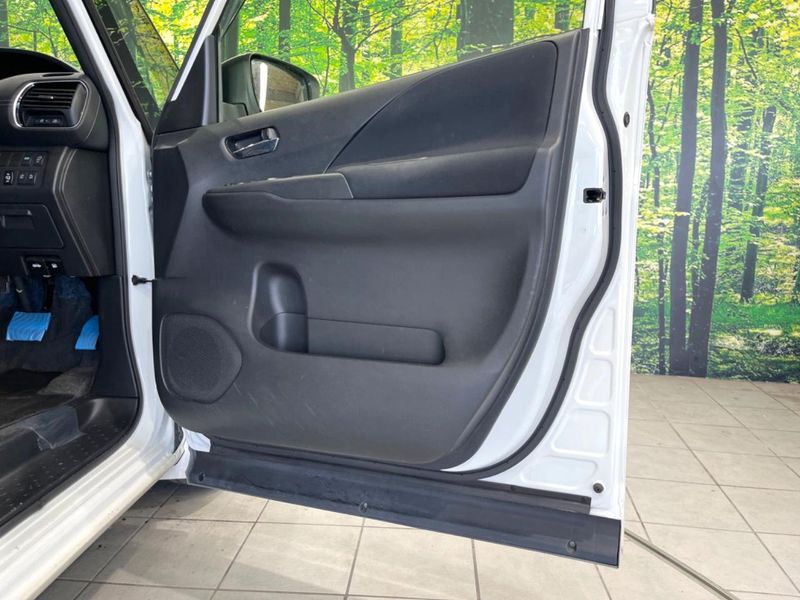 2017 Nissan Serena DAA-GFC27 (UW-6a6eb48677b8d)[5]