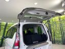 2017 Nissan Serena DAA-GFC27 (UW-6a6eb48677b8d)[18]