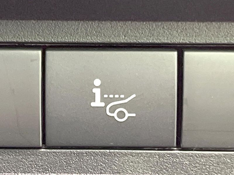 2022 Mitsubishi OUTLANDER PHEV 5LA-GN0W (UW-6a6eb499122a9)[12]