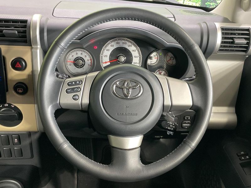 2015 Toyota FJ CRUISER CBA-GSJ15W (UW-6a6eb4a8e7333)[27]