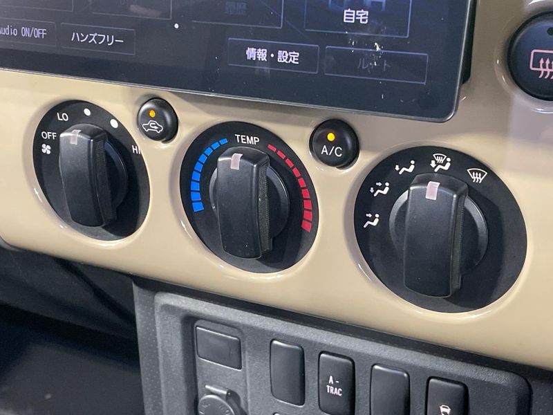2015 Toyota FJ CRUISER CBA-GSJ15W (UW-6a6eb4a8e7333)[20]