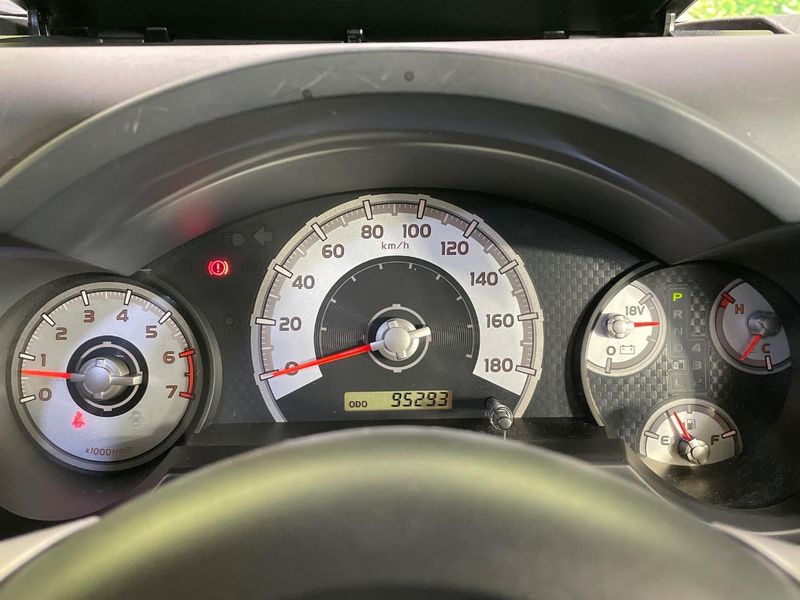 2015 Toyota FJ CRUISER CBA-GSJ15W (UW-6a6eb4a8e7333)[15]