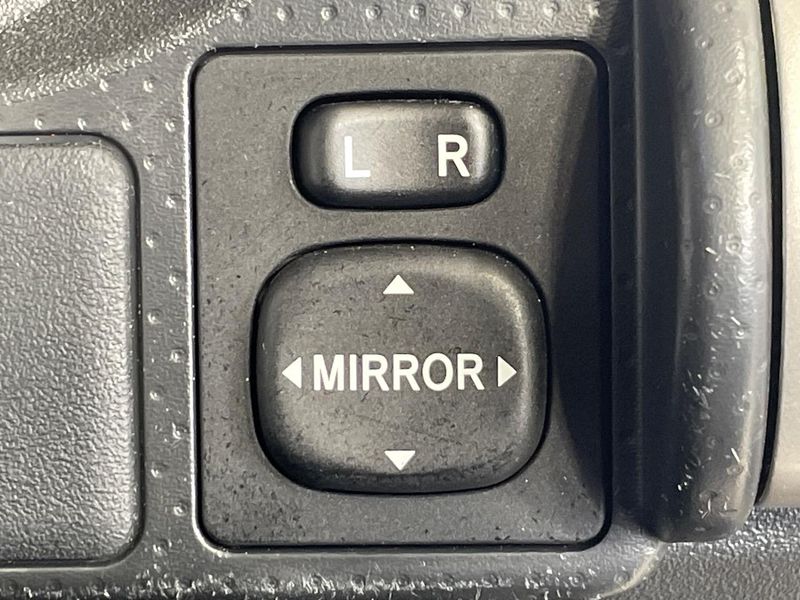 2015 Toyota FJ CRUISER CBA-GSJ15W (UW-6a6eb4a8e7333)[9]