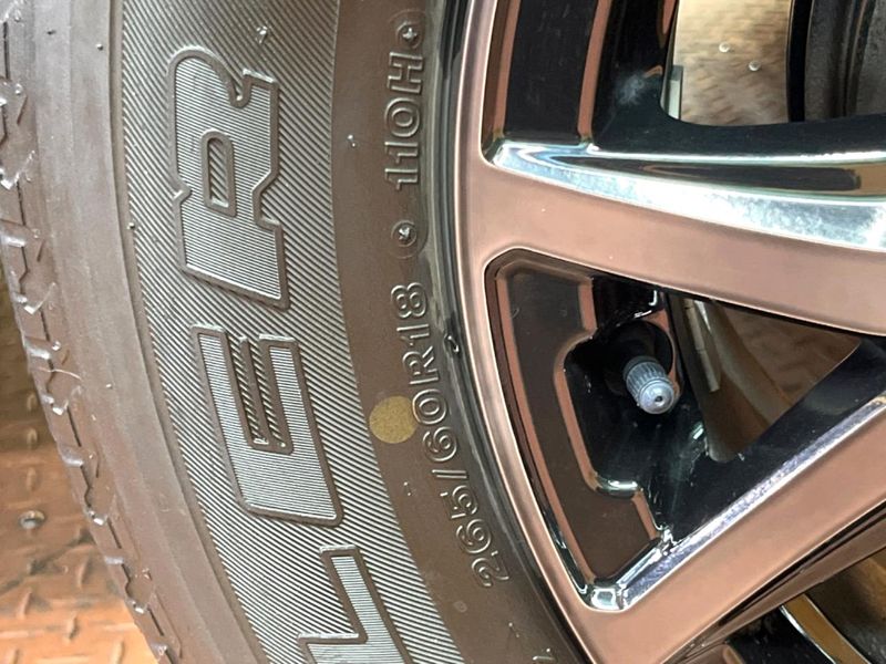 2023 Toyota Hilux 3DF-GUN125 (UW-6a6eb4b6a868c)[18]
