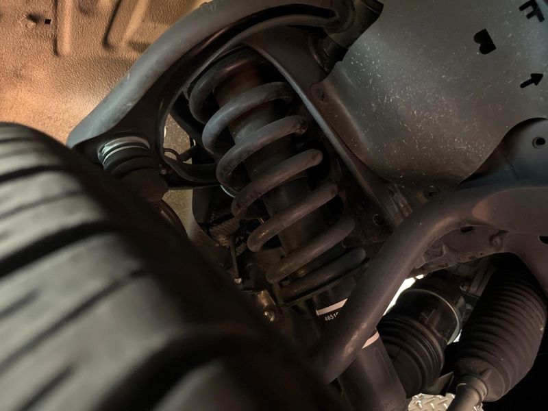 2023 Toyota Hilux 3DF-GUN125 (UW-6a6eb4b6a868c)[4]