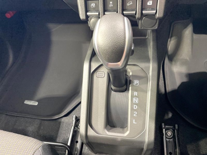 2023 Suzuki Jimny 3BA-JB64W (UW-6a6eb4e6b11ac)[15]