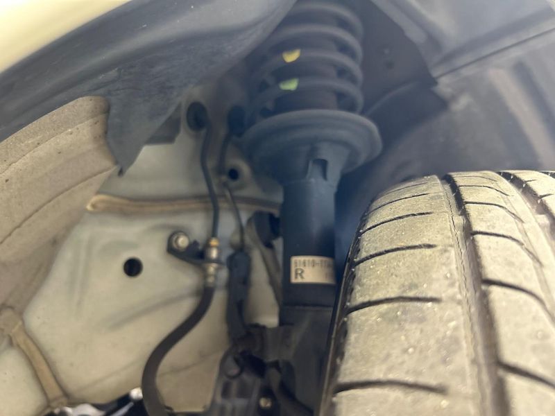 2017 Honda N-BOX CUSTOM DBA-JF3 (UW-6a6eb50a746a4)[25]