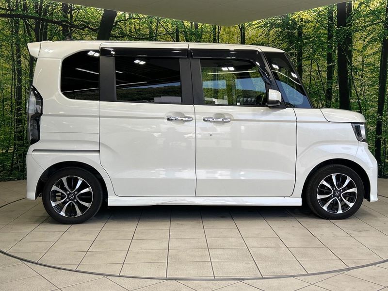 2017 Honda N-BOX CUSTOM DBA-JF3 (UW-6a6eb50a746a4)[18]
