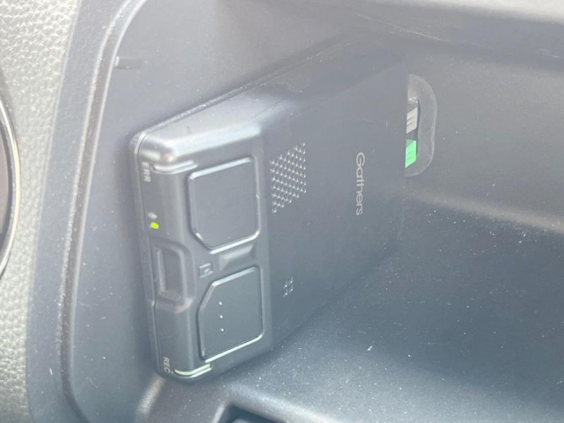2021 Honda N-BOX CUSTOM 6BA-JF3 (UW-6a6eb517a3686)[25]