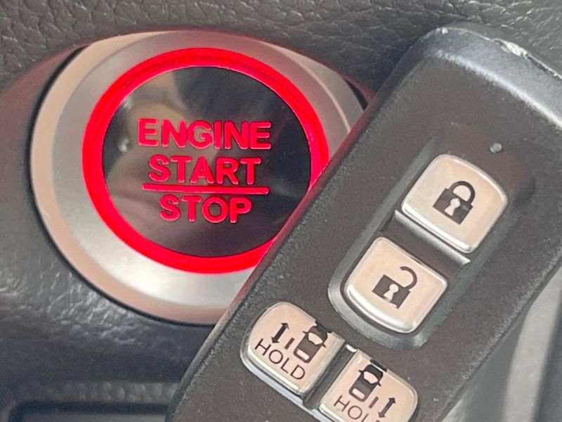 2021 Honda N-BOX CUSTOM 6BA-JF3 (UW-6a6eb517a3686)[21]