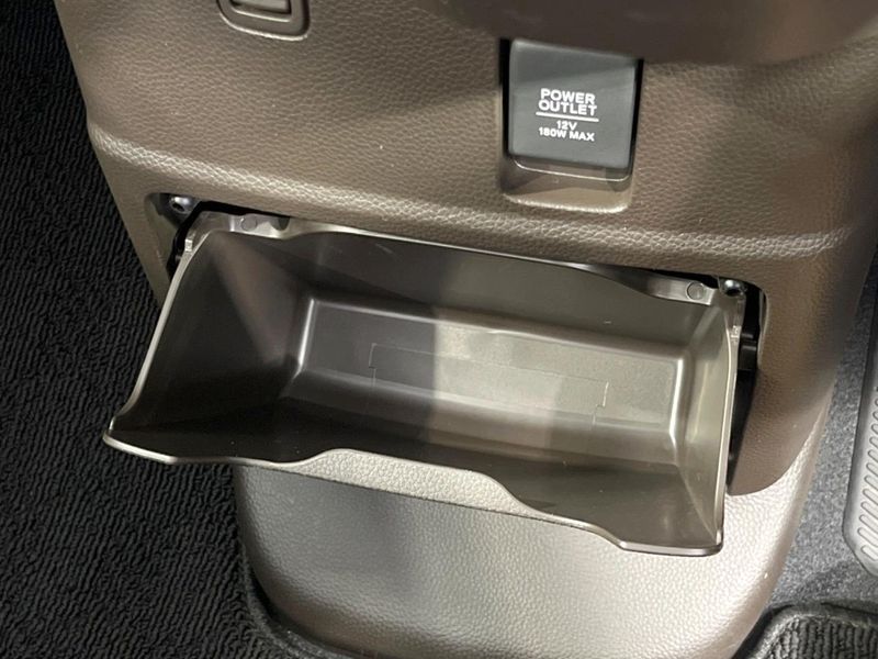 2023 Honda N-BOX 6BA-JF3 (UW-6a6eb52382890)[26]