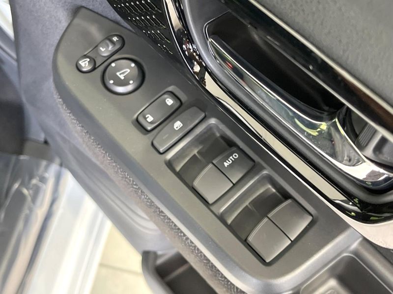 2026 Honda N-BOX CUSTOM 6BA-JF5 (UW-6a6eb5331e0d2)[25]
