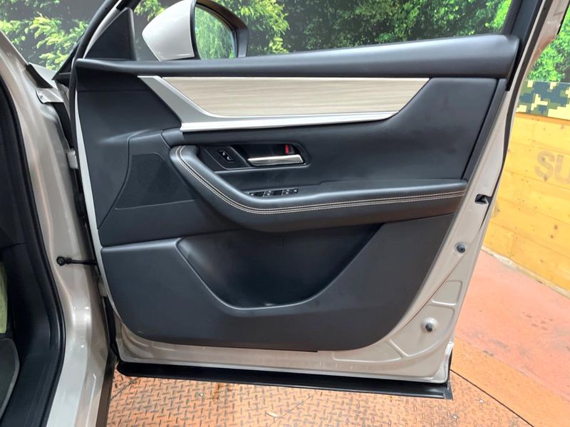 2025 Mazda CX-80 3DA-KL3P (UW-6a6eb565c0be5)[19]