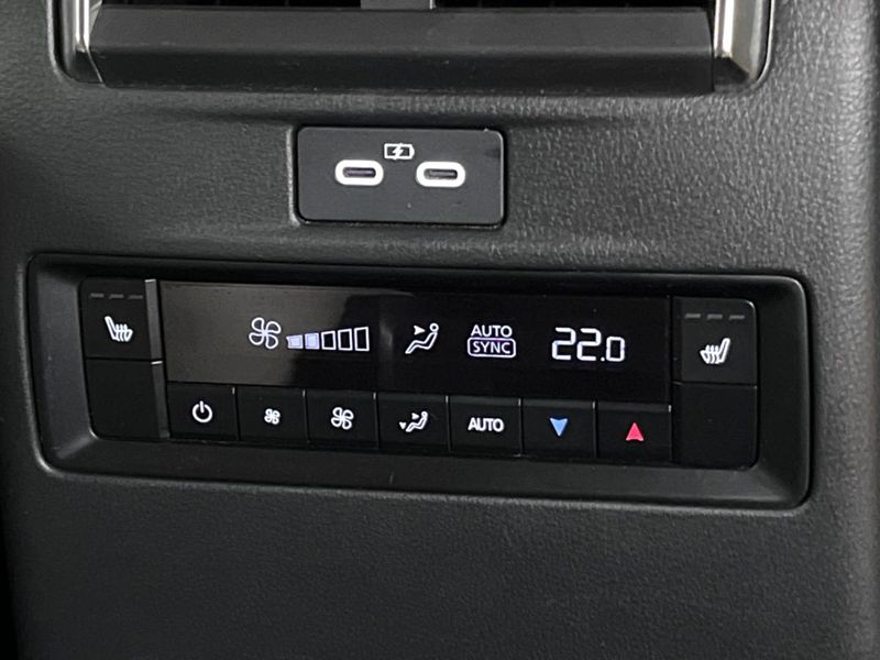 2025 Mazda CX-80 3DA-KL3P (UW-6a6eb565c0be5)[24]