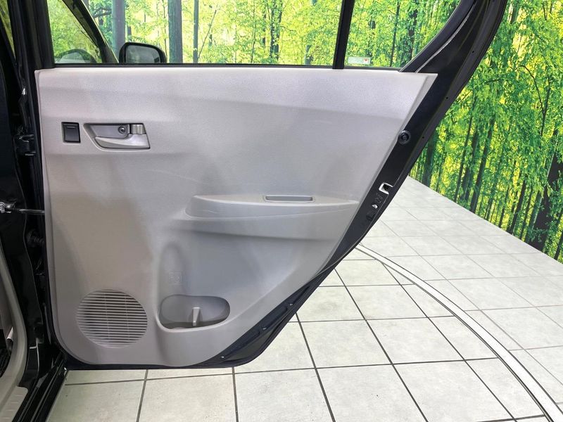 2016 Daihatsu Mira e:S DBA-LA300S (UW-6a6eb57f2d08e)[27]