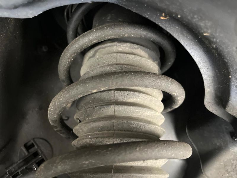2020 Daihatsu Mira Tocot DBA-LA560S (UW-6a6eb58b63d2d)[10]